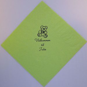 3-lags lunchservett 33 cm med texten diagonalt